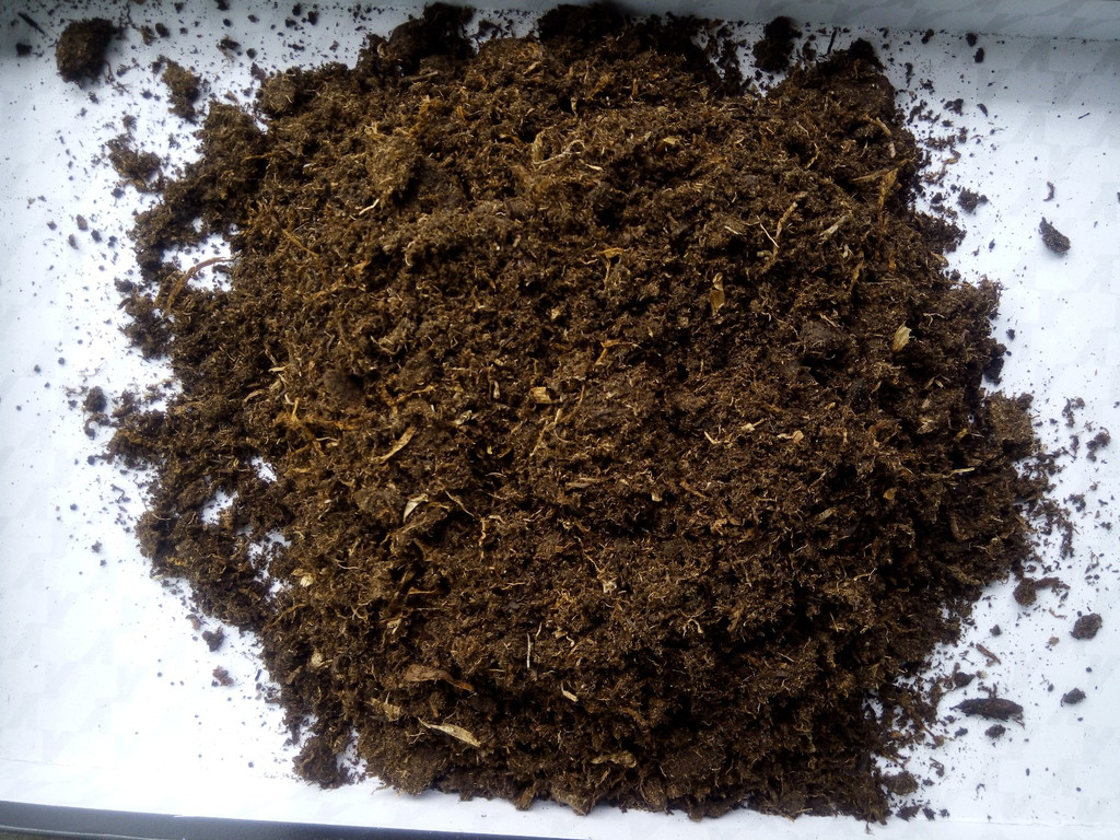 無(wú)土栽培盆栽蔬菜栽培基質(zhì)--草炭.jpg